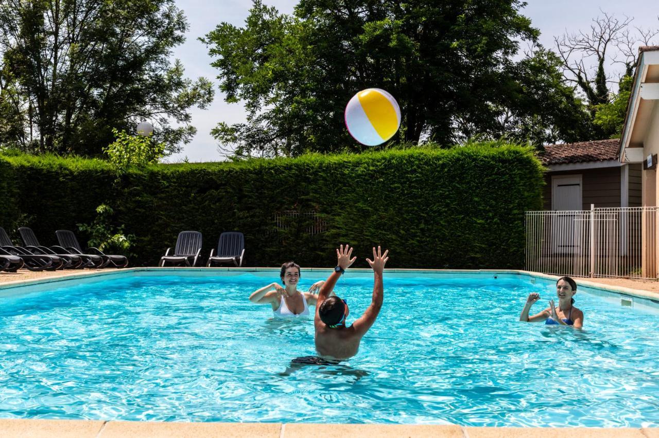 Hotel Camping maeva Escapades Le Domaine du Cèdre à Rivières Extérieur photo