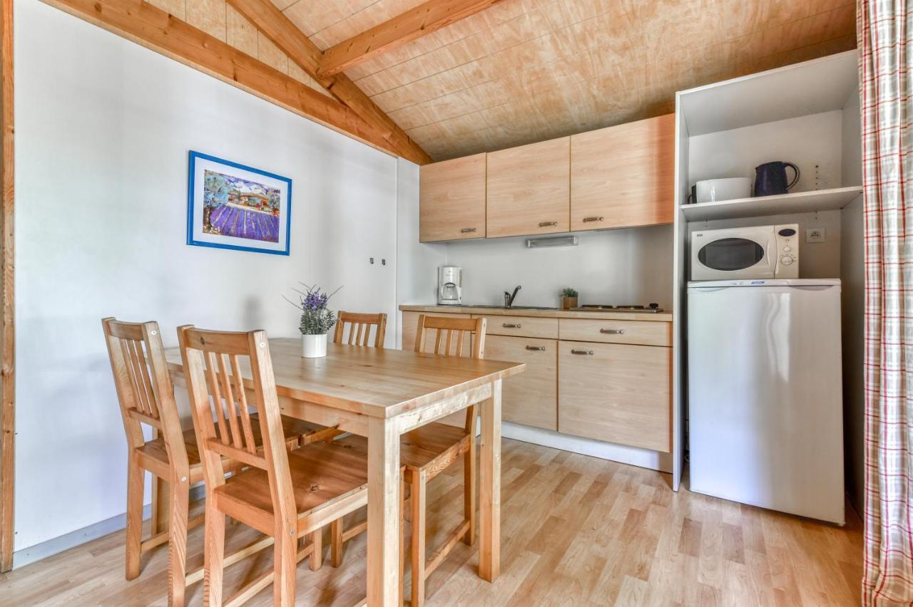 Hotel Camping maeva Escapades Le Domaine du Cèdre à Rivières Extérieur photo