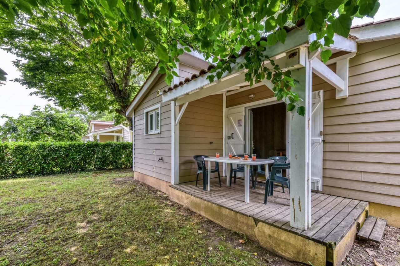 Hotel Camping maeva Escapades Le Domaine du Cèdre à Rivières Extérieur photo