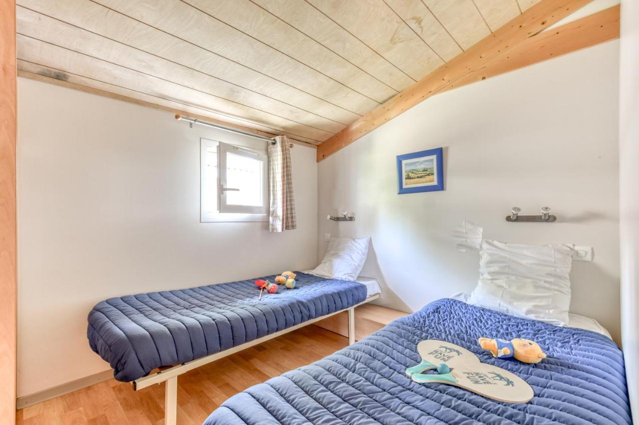 Hotel Camping maeva Escapades Le Domaine du Cèdre à Rivières Extérieur photo