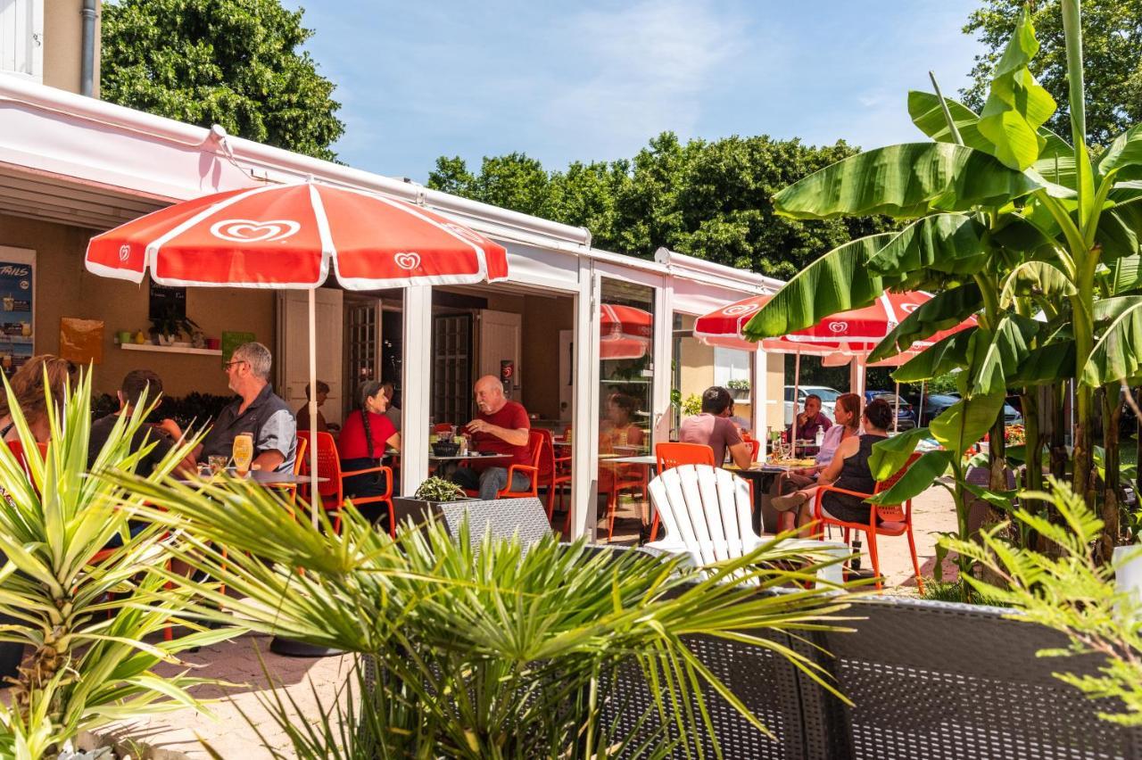 Hotel Camping maeva Escapades Le Domaine du Cèdre à Rivières Extérieur photo
